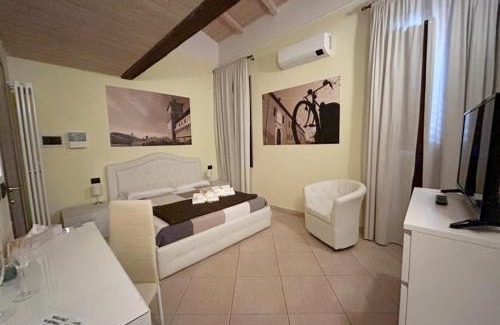 Ferrara Historic Centre House | DIMORA AL SARACENO