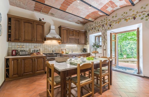 Ripoli Villa | Dimora Cardamini - Six Bedroom Villa, Sleeps 12