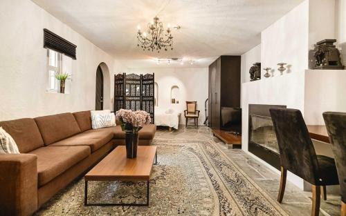 Bergen City Centre Apartment | DINBNB Apartments l 50m to Bryggen l Multiple Apts l Balcony l View l Fireplace