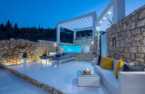 Askos Villa | Dion Villa with Pool in Zakynthos Greece