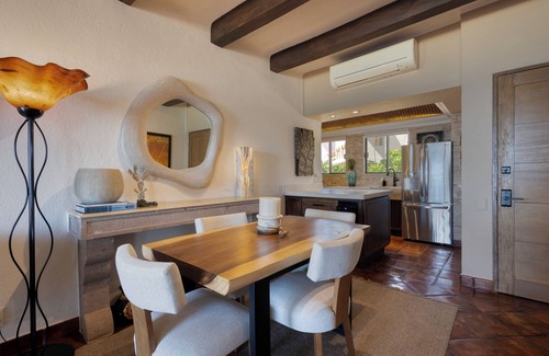 San Jose del Cabo Condo | Direct Beachfront with amazing views in Luxurious and Private 5 star villa!