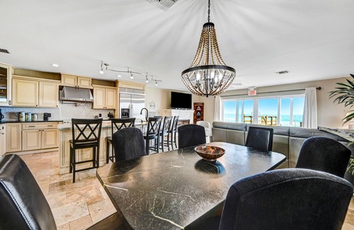 Floridana Beach House | Direct Oceanfront Heavenly Retreat
