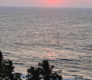 Mount Lavinia Apartment | Direct Sea View Fully Furnished Luxury Apartment