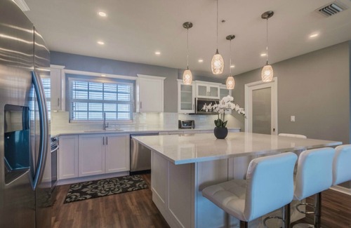 Vanderbilt Beach Condo | Directly on Vanderbilt Beach
