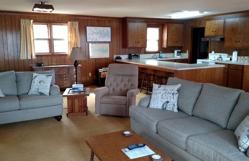 Lexington Cabin | DISCOUNT! 15% OFF 7 NIGHTS STAY.