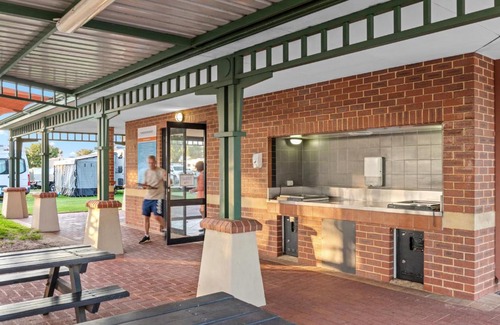Forrestfield Resort | Discovery Parks - Perth Airport