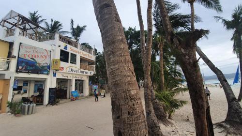 Boracay Island Resort | DiveGurus Boracay Beach Resort