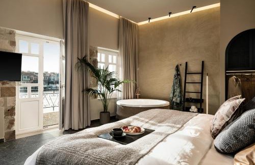 Old Town Apartment | Divino Suites Chania