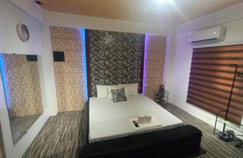 Cabanatuan Apartment | DJCI Apartelle Walk to Robinson & NE Pacific Mall 3 Min to SM Cabanatuan