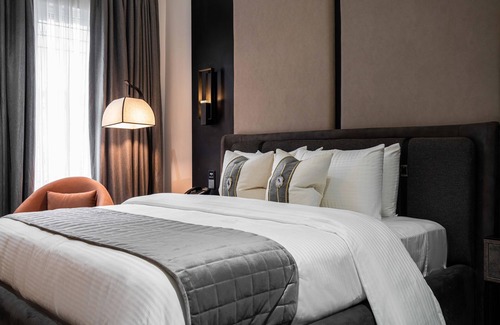 Port Harcourt Hotel | Dluxe Premium Hotel