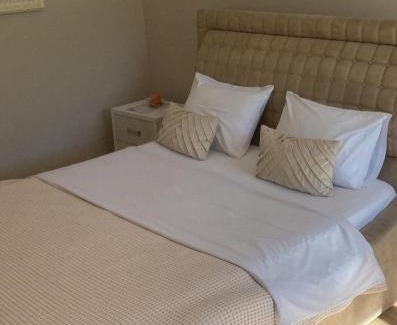 Petrele Bed & Breakfast | DM company