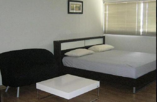 Bang Kra So Bed & Breakfast | Dmk Don Mueang Airport Guest House