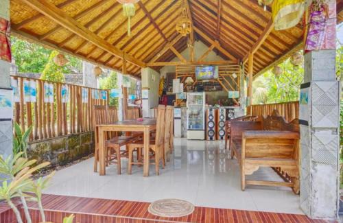 Botoemadeg Cabin | DNR Lumbung Garden