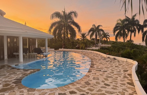 Cabrera House | Shell House a unique bungalow with 14m pool and sea view