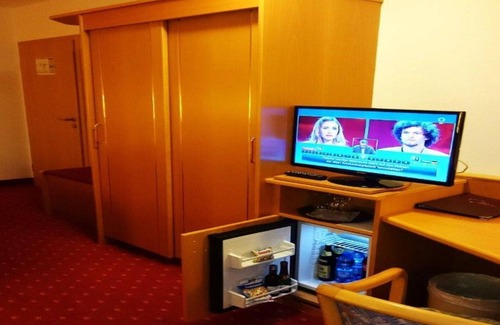 Wachenheim an der Weinstrasse House | Double Room - Hotel-Restaurant-Café Goldbächel