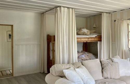 Nornas Cabin | Do you want to relax in quiet scenic surroundings during summer or winter?