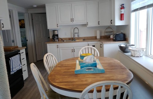 Cormierville Cottage | Dock Level - By the Sea Cottage Rentals
