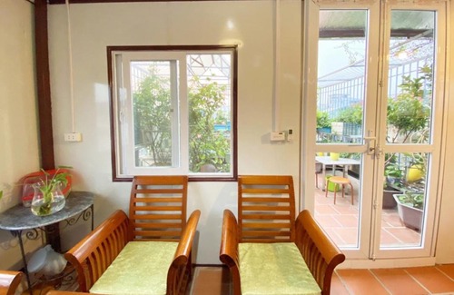 Van Mieu Apartment | Doctor Homestay 6
