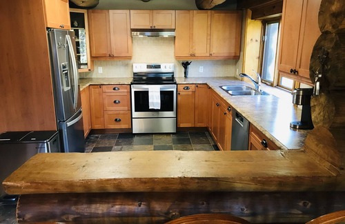 Strong Cabin | Dog friendly 100 acres of private woods hiking trails sleeps 8 play set