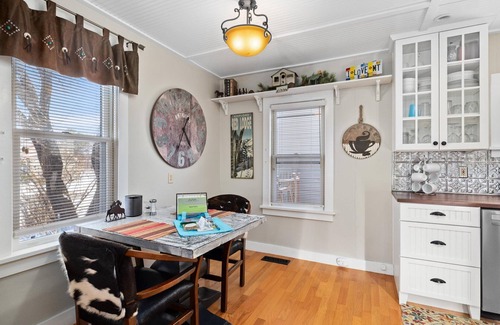 Red Lodge House | Dog Friendly-Beartraks in the heart of Red Lodge