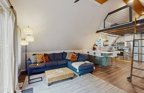 Beaver Shores House | Dog-friendly cottage close to Prairie Creek & boat ramp - boat parking on-site