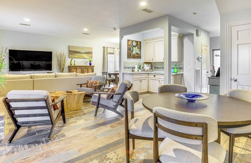 Cypress Cottage | Dog-friendly Cypress Vacation Rental w/Lanai!
