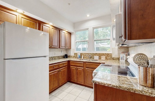 San Marco House | Dog-friendly home with full kitchen, WIFI, and walking distance to San Marco