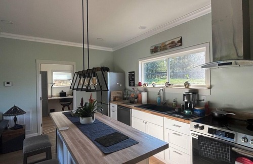 Boiling Springs House | Dog Park Vacation Home