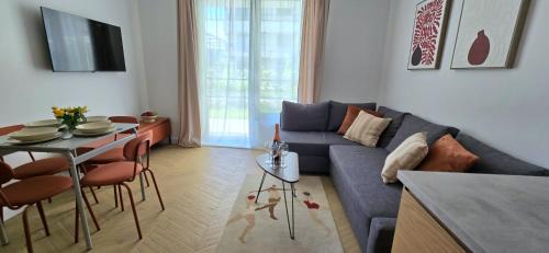 Mlyniska Apartment | DOKI My Way - Food Hall and Parking by TriApart
