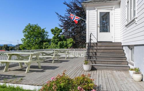 Selje House | Doktorgarden