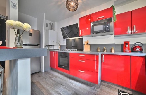Saintes Apartment | Dolce Vita - Hypercentre, 4K TV, Fibre, Netflix