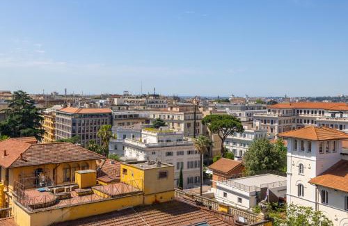 Rione XVI Ludovisi Apartment | Dolce Vita Penthouse
