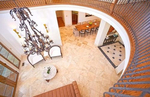 Martinez Villa | Dolce Vita - Villa for Vacation, Retreats, Corporate, Weddings