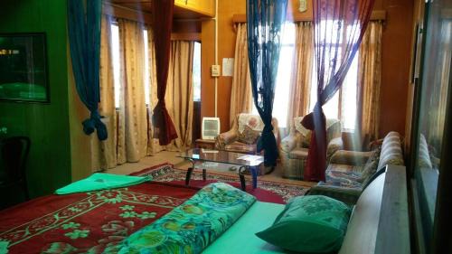 Tawang Hotel | Dolma
