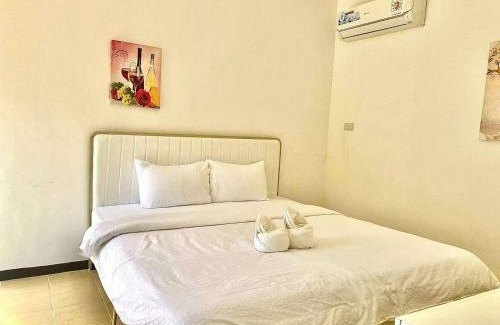 Mindoro Hotel | Dolphin bay resort