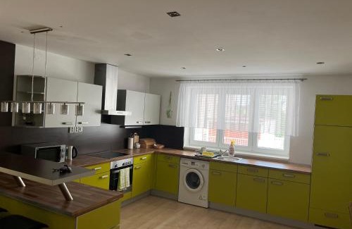 Banka House | Dom Melissa v malebnej obci Banka