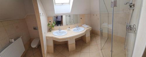 gmina Godow Bed & Breakfast | Dom Noclegowy Wiktoria