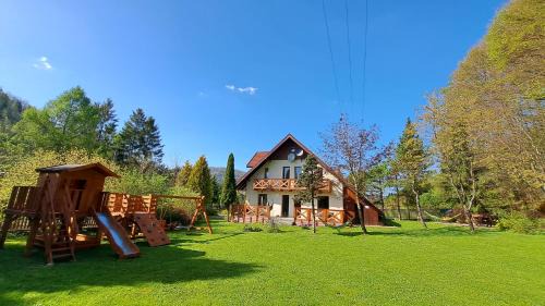 Rycerka Gorna Villa | Dom pod Bukami