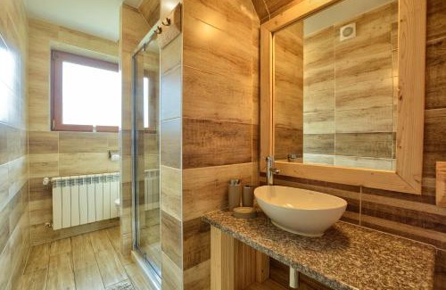 Brzegi Apartment | Dom Pod Lipą
