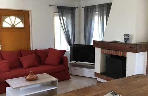 Le Landin Bed & Breakfast | Domain House - Landin Castle