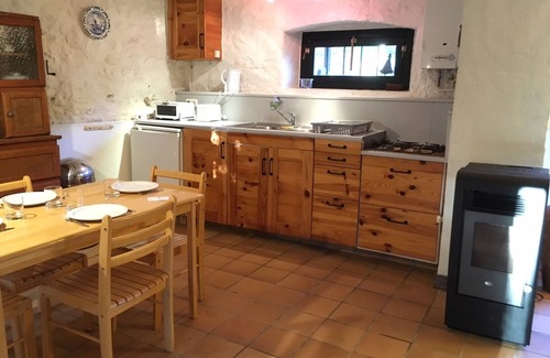 Lafarre House | Domaine de Clarat Gite Glycine, in the heart of Ardèche verte