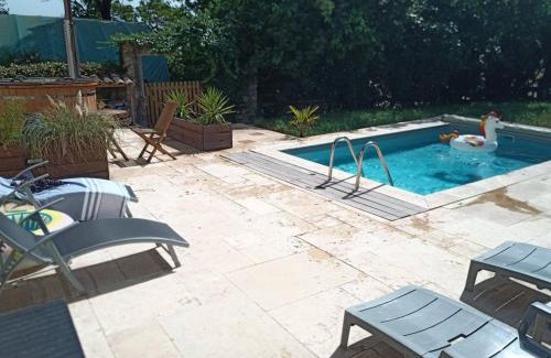 Anjou Bed & Breakfast | Domaine de Cozance chambres d'hôtes et gîte - piscine mini-ferme