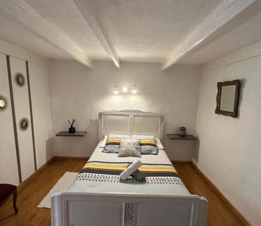 Saint Didier de la Tour Bed & Breakfast | Domaine de la Provençale
