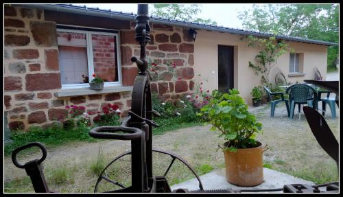 Villecomtal House | Domaine de Jouani gîte La Charrue