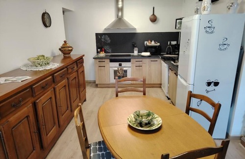 Les Mees Apartment | Domaine de L'Annonciade gite BALLANTIMS