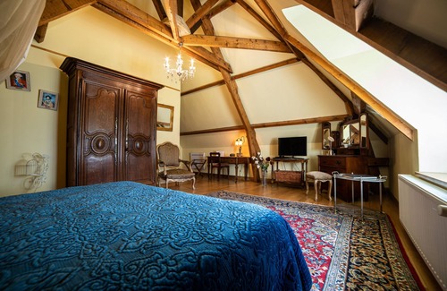 Saint-Pierre-Canivet Bed & Breakfast | Domaine de la Tour B&B