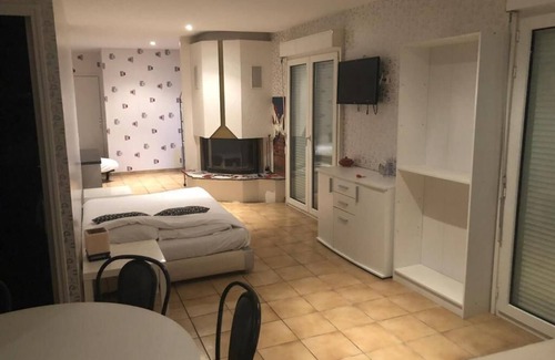 Pontgibaud House | Domaine de la Palle
