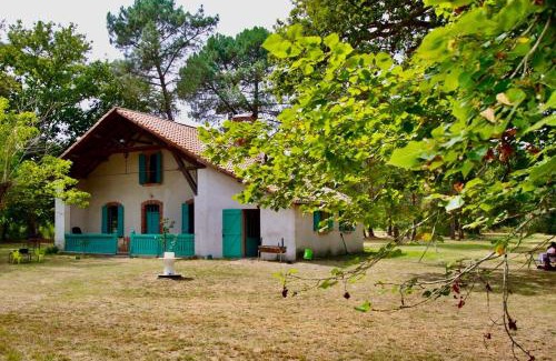 Bourriot-Bergonce House | DOMAINE de LA TAPIE