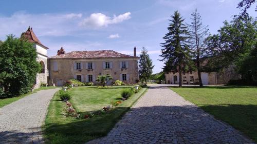 Caylus Bed & Breakfast | Domaine de Monplaisir
