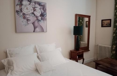 Lachaise Bed & Breakfast | Domaine de Pladuc